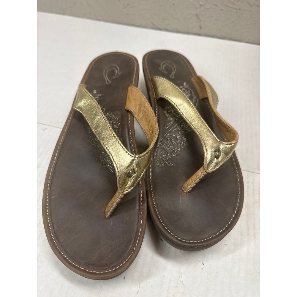 OluKai Paniolo II Brown Gold Leather Wedge Thong 20133-5048 Womens Size 9 EU 39‎
